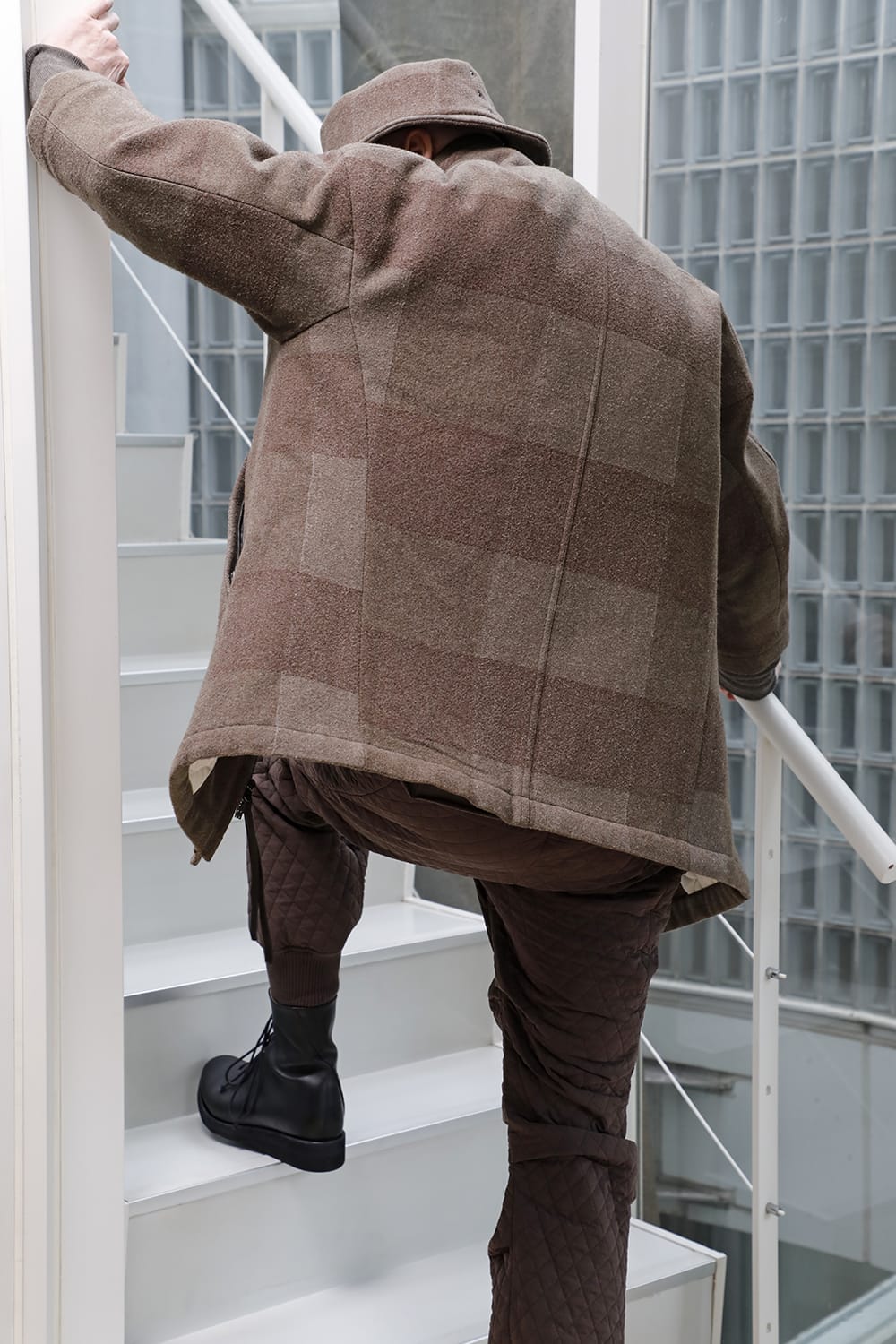 L7 coat wool needle punch