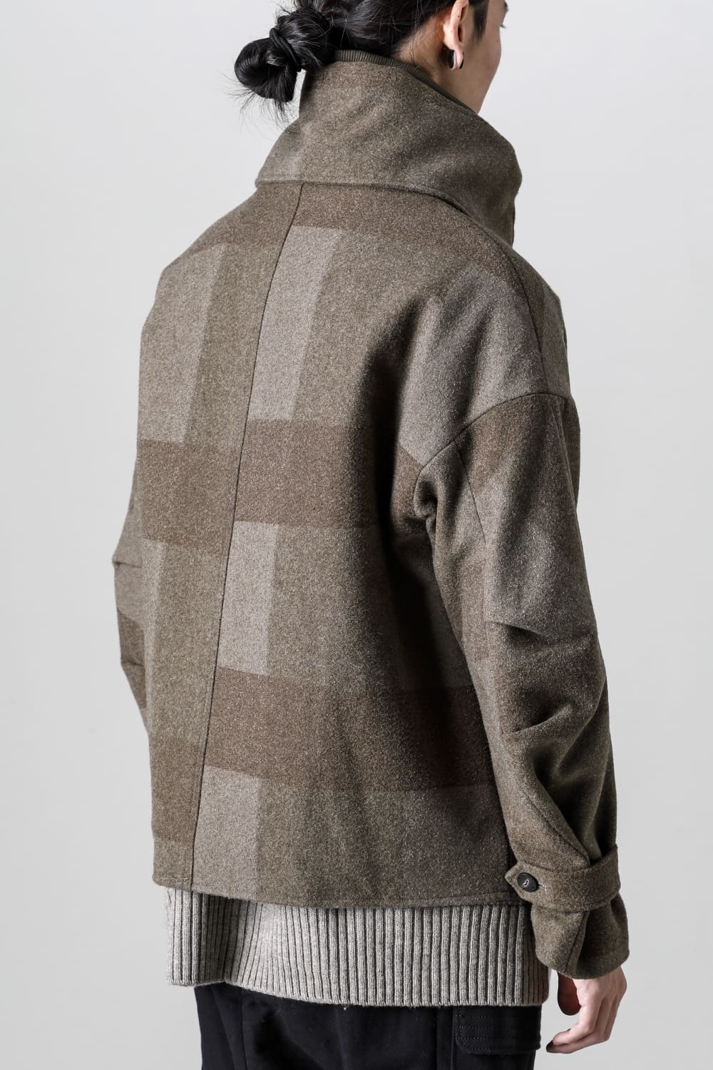 High neck jacket wool needle punch