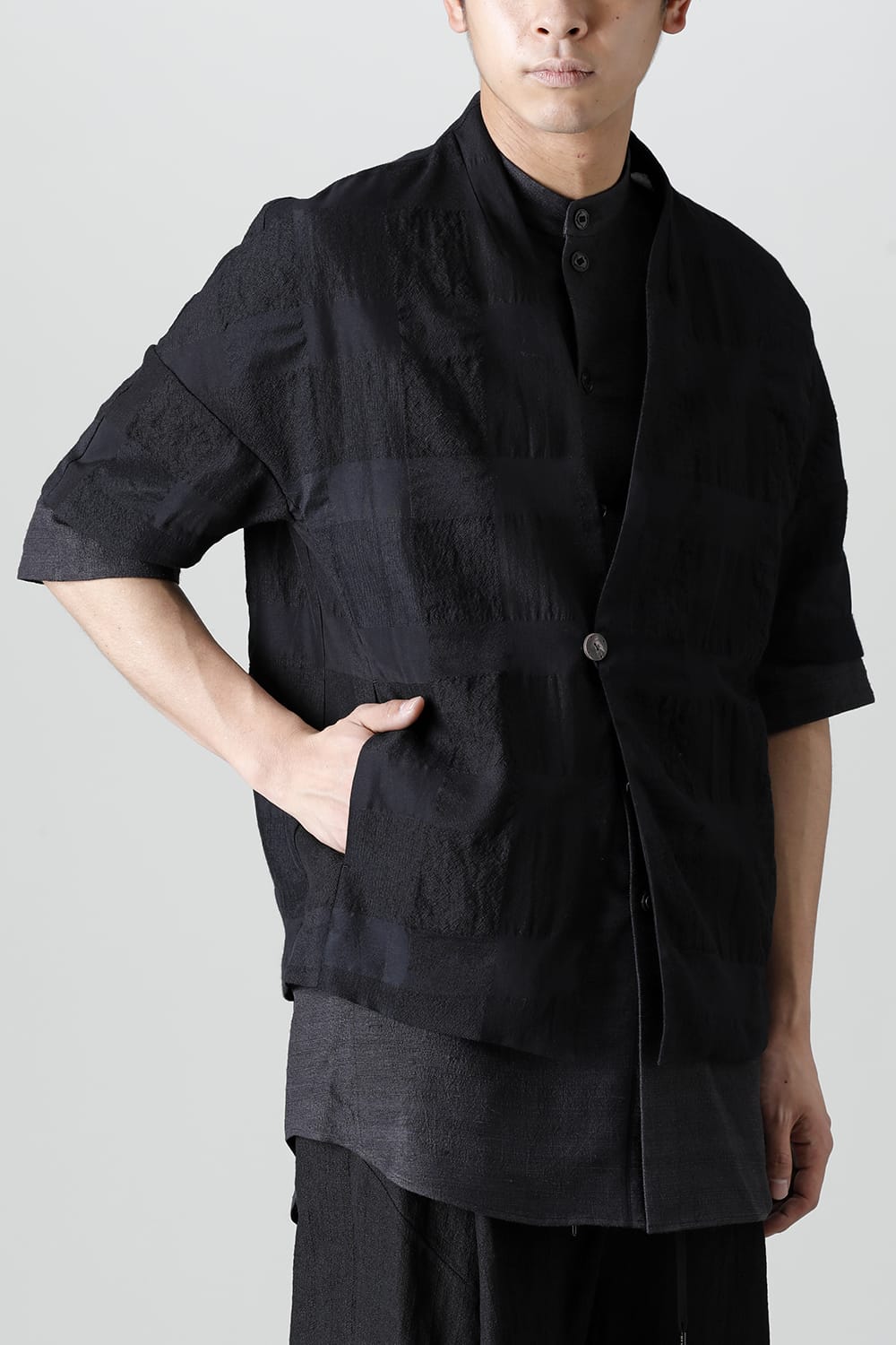 Short sleeve jacket block check jacquard