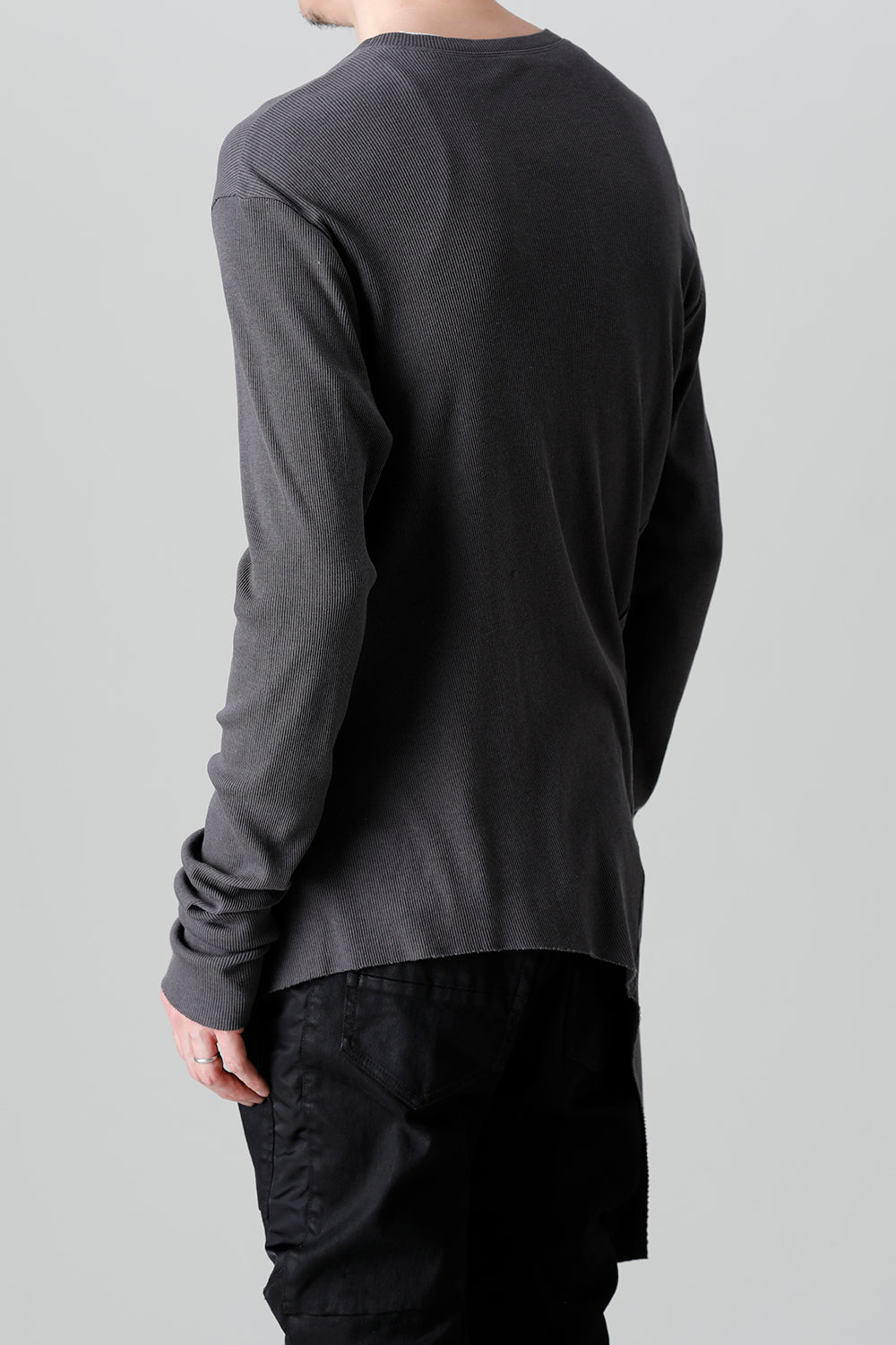 リブ アシンメトリーカットソー チャコール