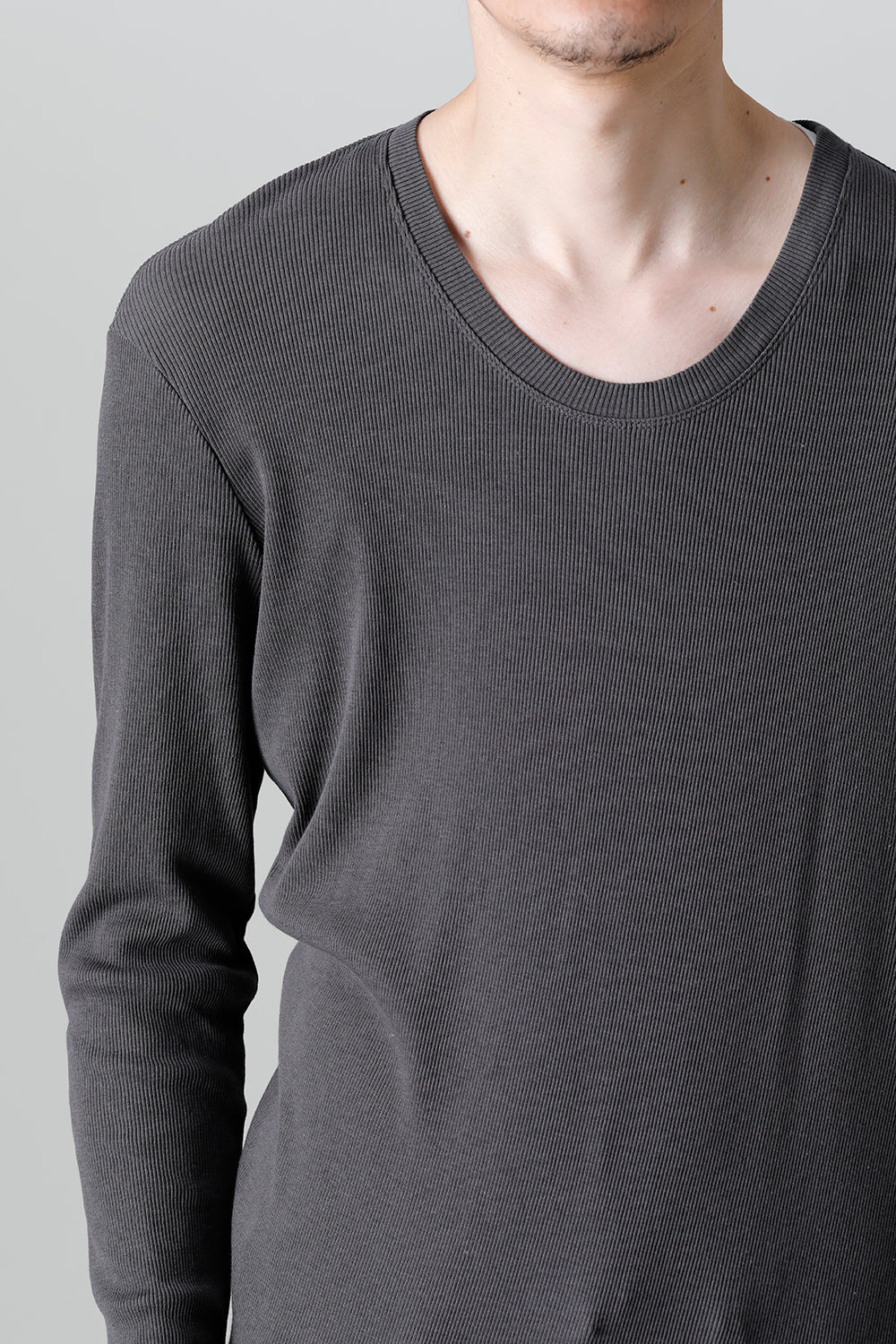 リブ アシンメトリーカットソー チャコール