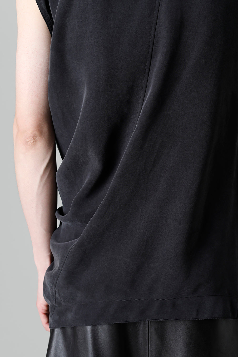 Fibril Twill Drape Pullover