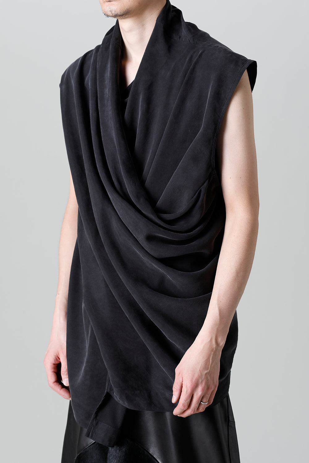 Fibril Twill Drape Pullover