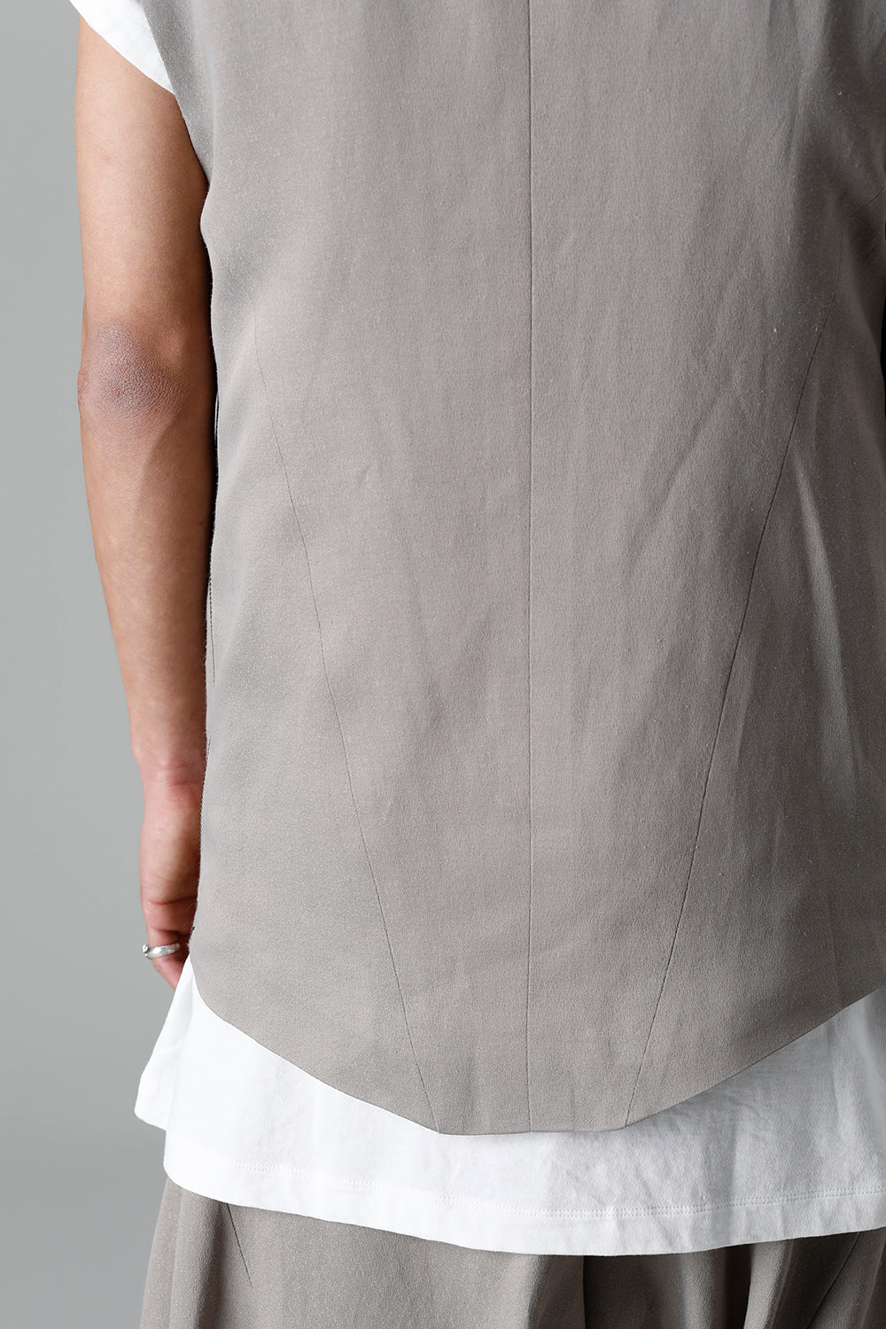 Satin jacquard Vest Graige