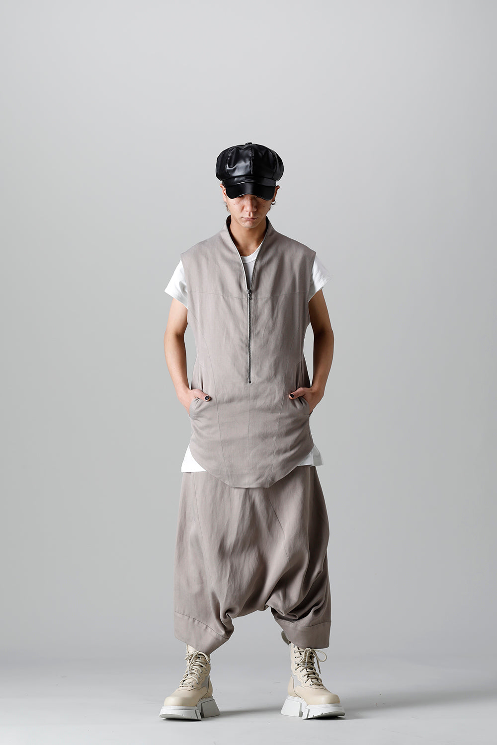 Satin jacquard Vest Graige