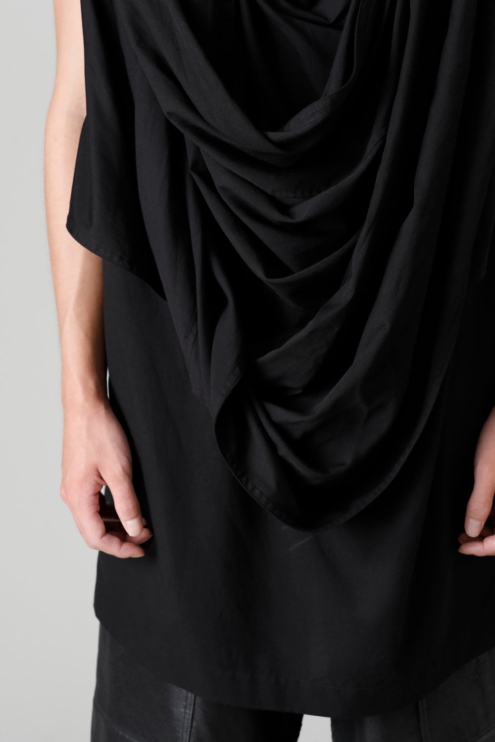 Rayon/Cotton Cloth Drape Neck Pullover Black