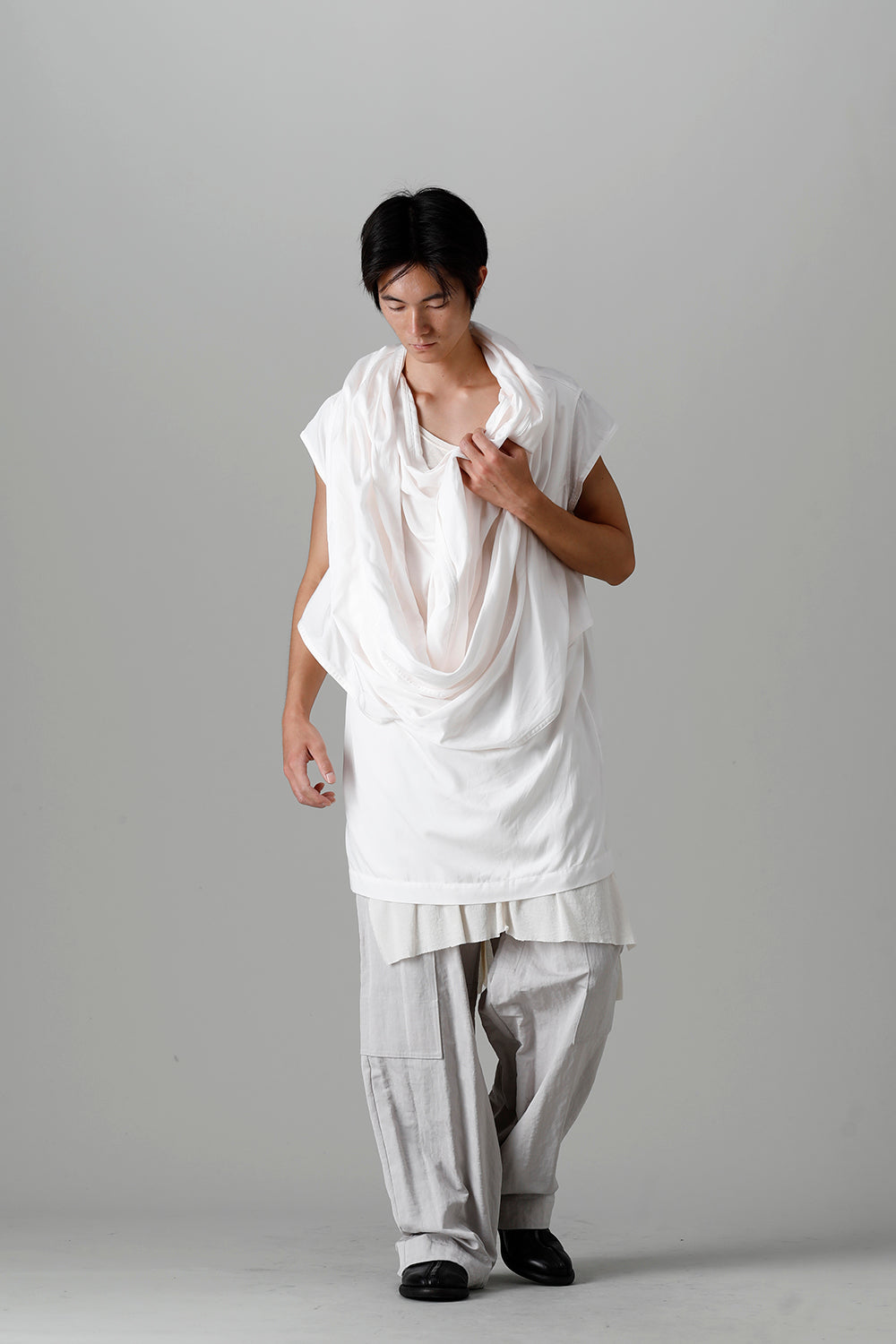 Rayon/Cotton Cloth Drape Neck Pullover Off White