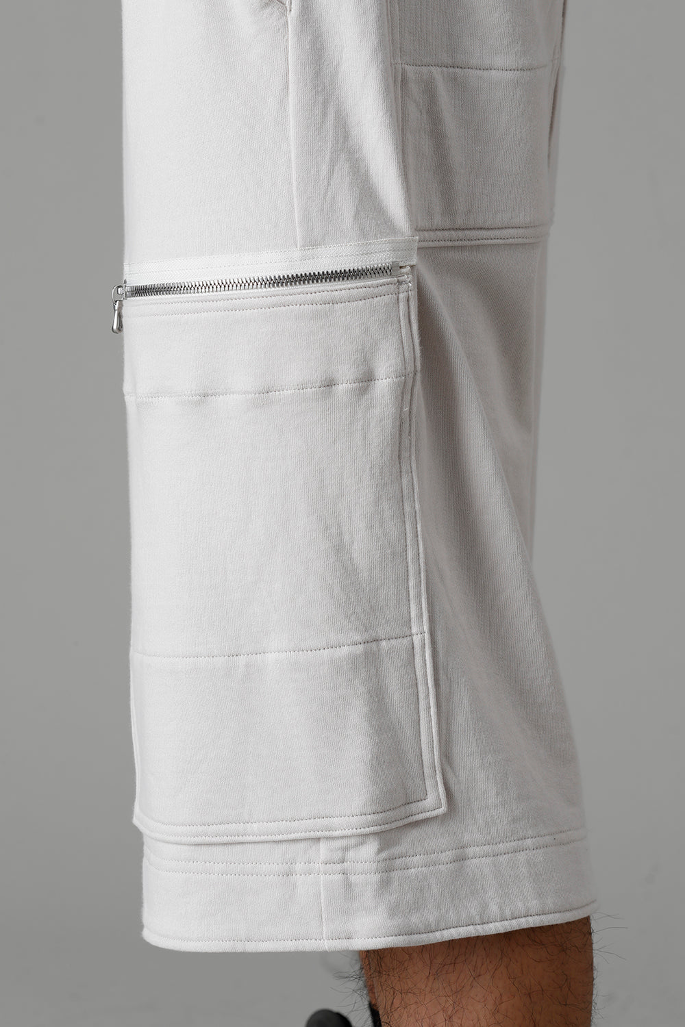 Cotton Sweat Cargo Shorts Plaster