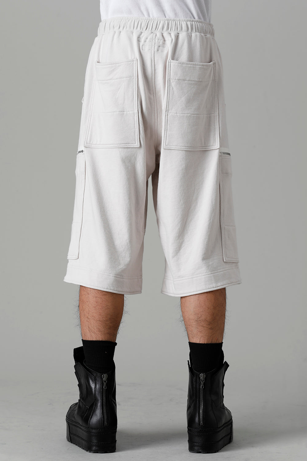 Cotton Sweat Cargo Shorts Plaster