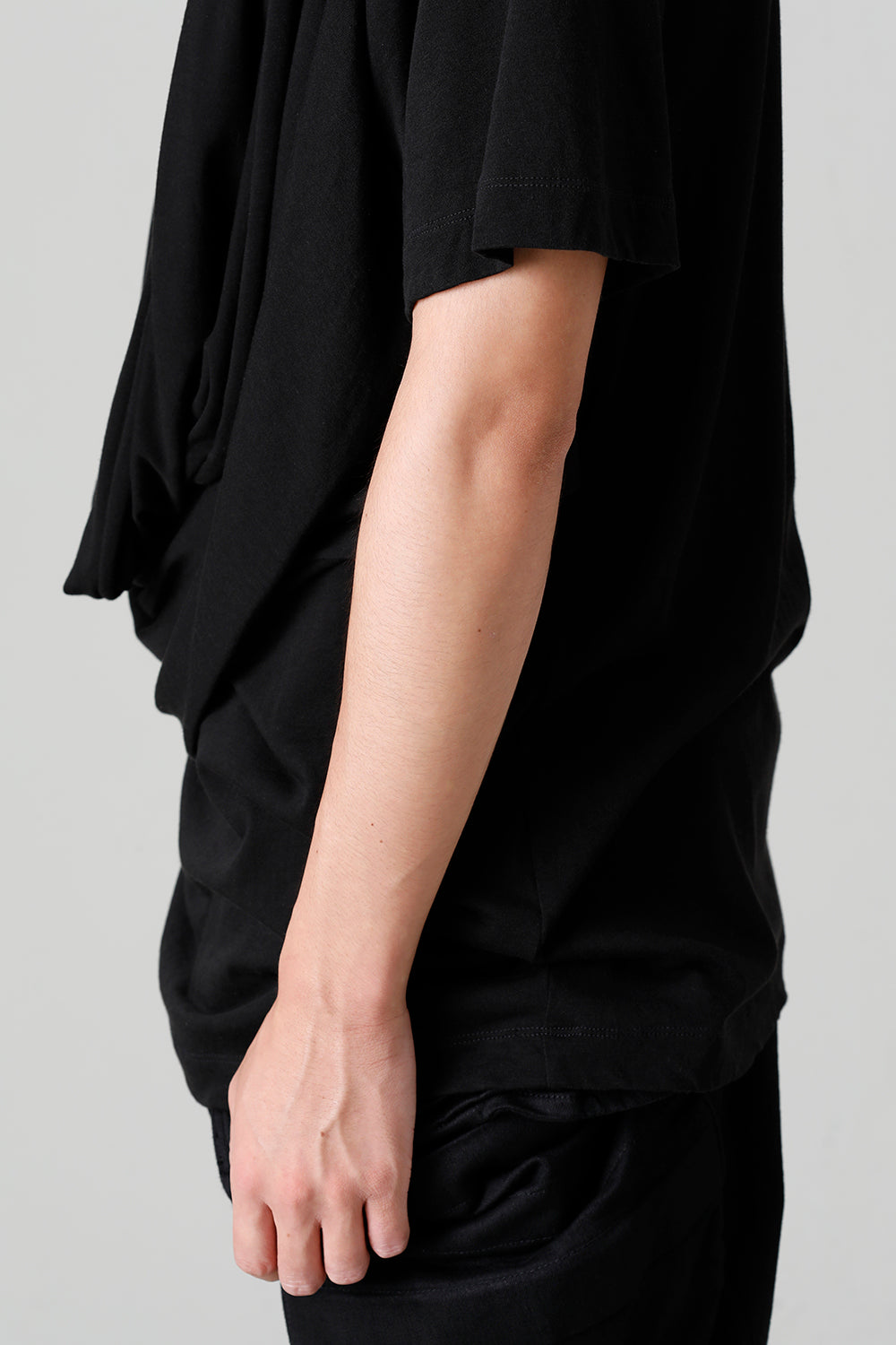 Cotton/Cupro Jersey Drape Neck Short Sleeve T-Shirt Black