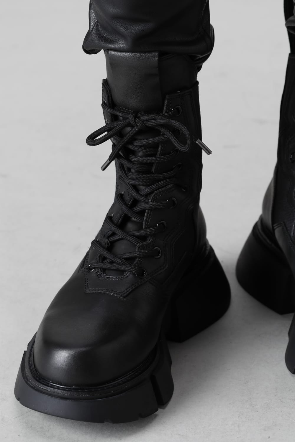 Side gore Military Sneakers Black