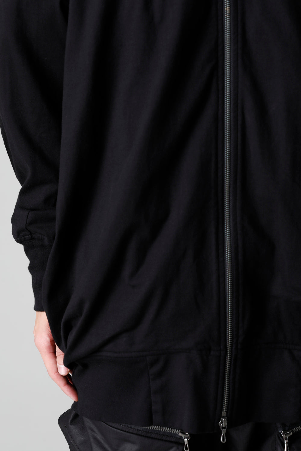 Twist Tuck Hoodie Black