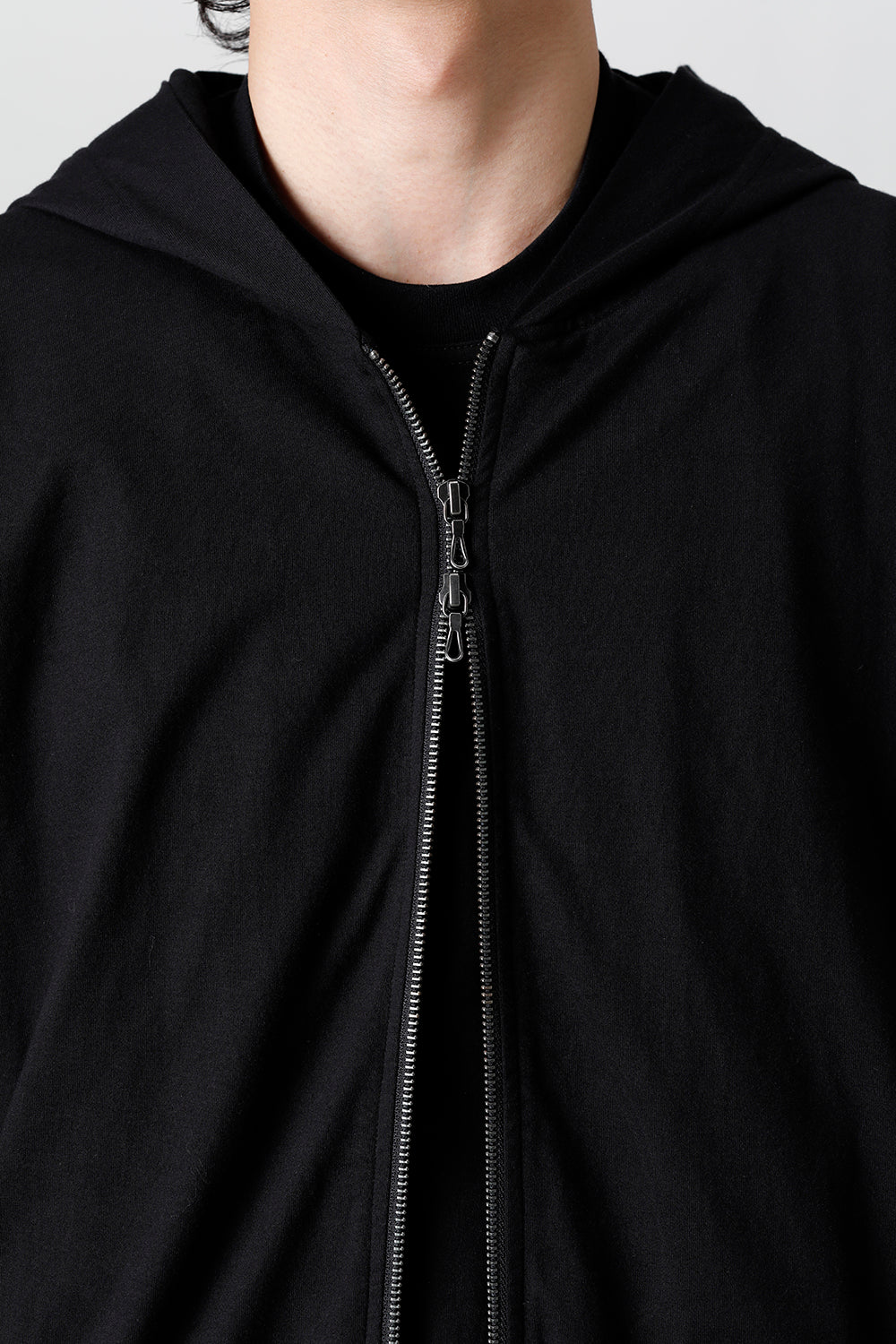 Twist Tuck Hoodie Black