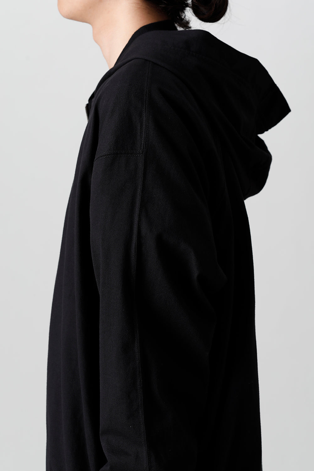 Twist Tuck Hoodie Black