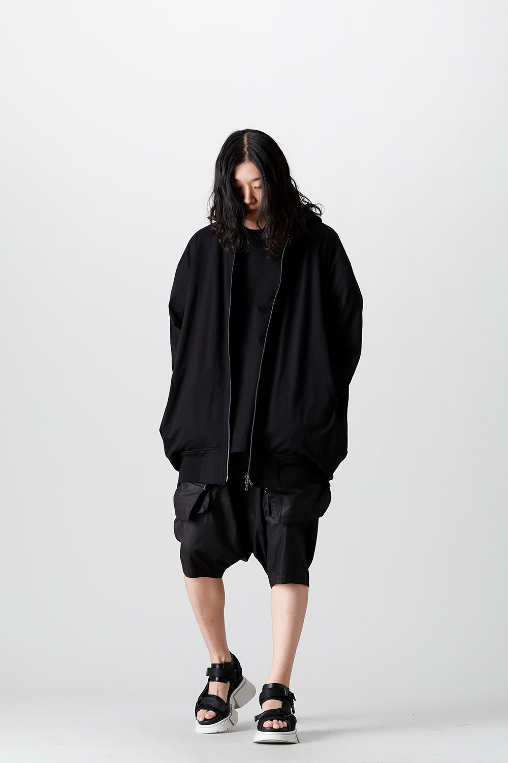 Twist Tuck Hoodie Black