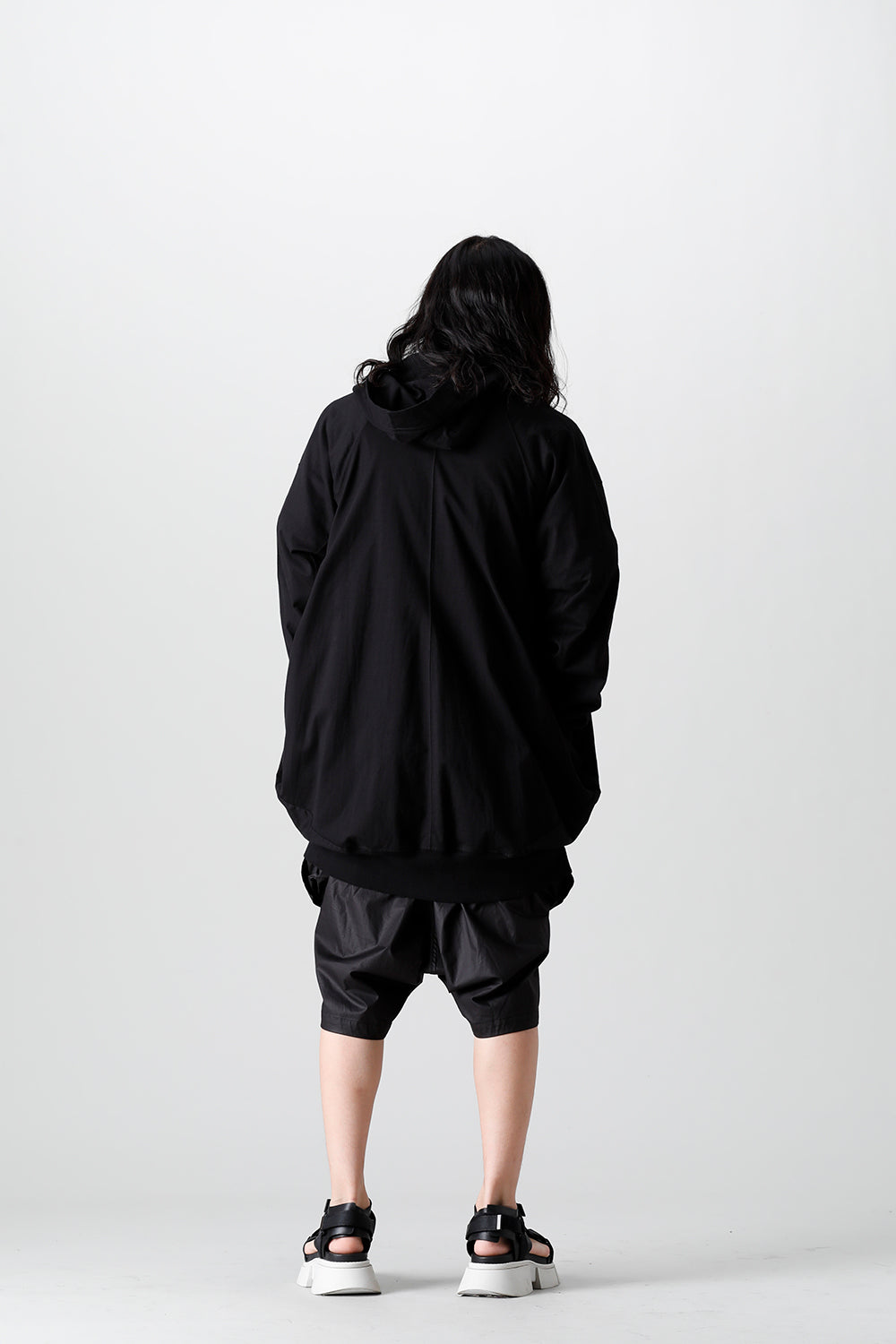 Twist Tuck Hoodie Black