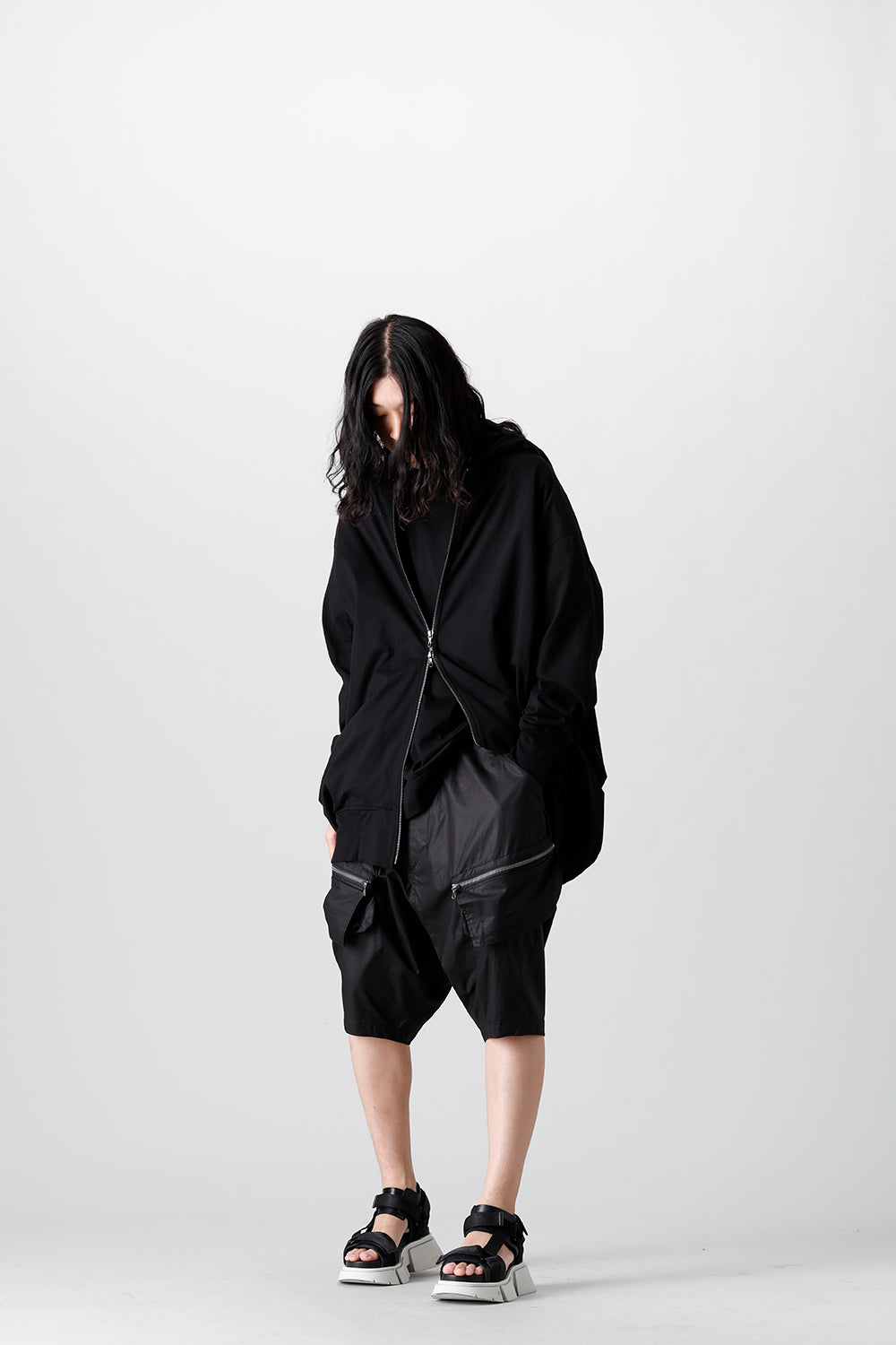 Twist Tuck Hoodie Black