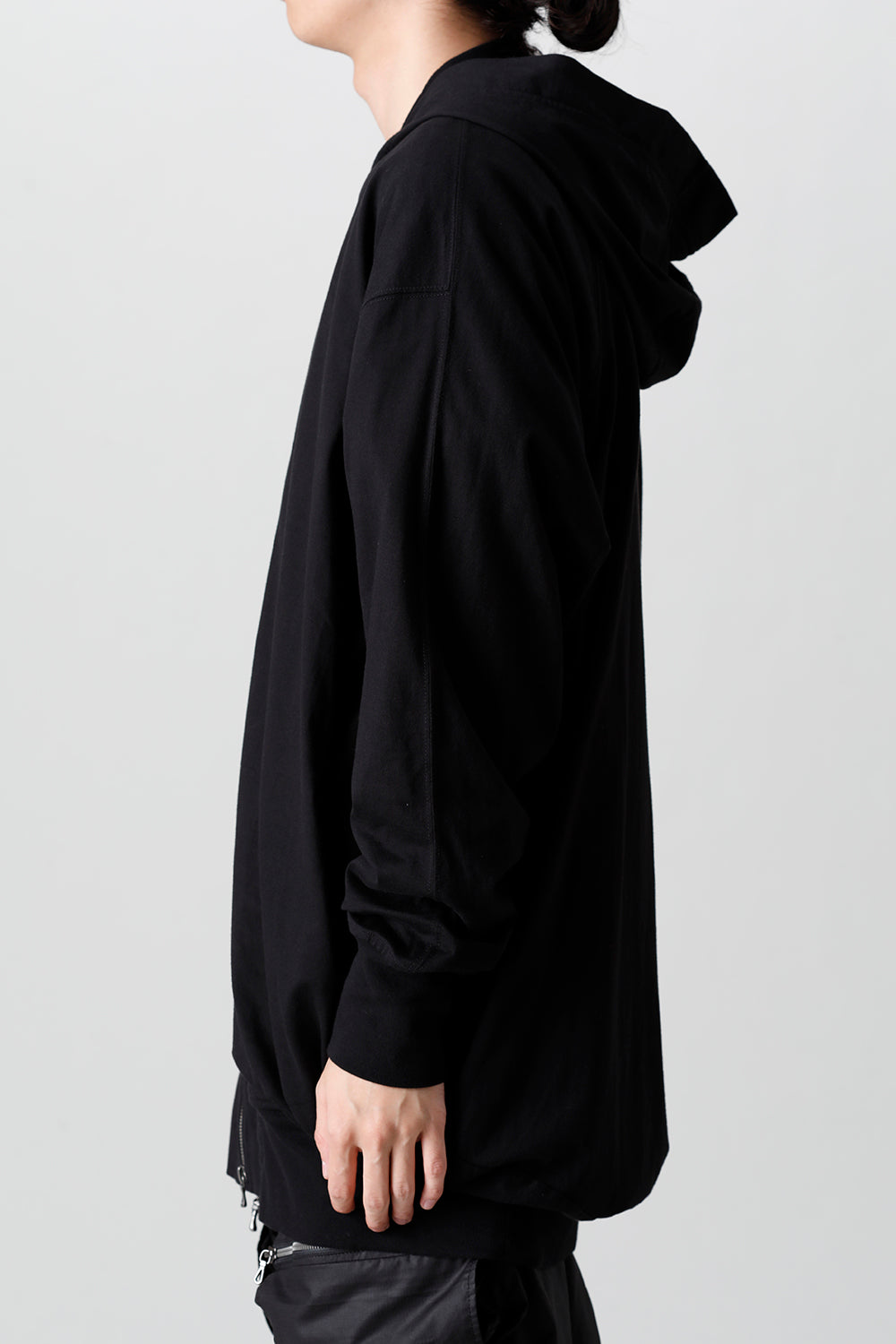 Twist Tuck Hoodie Black