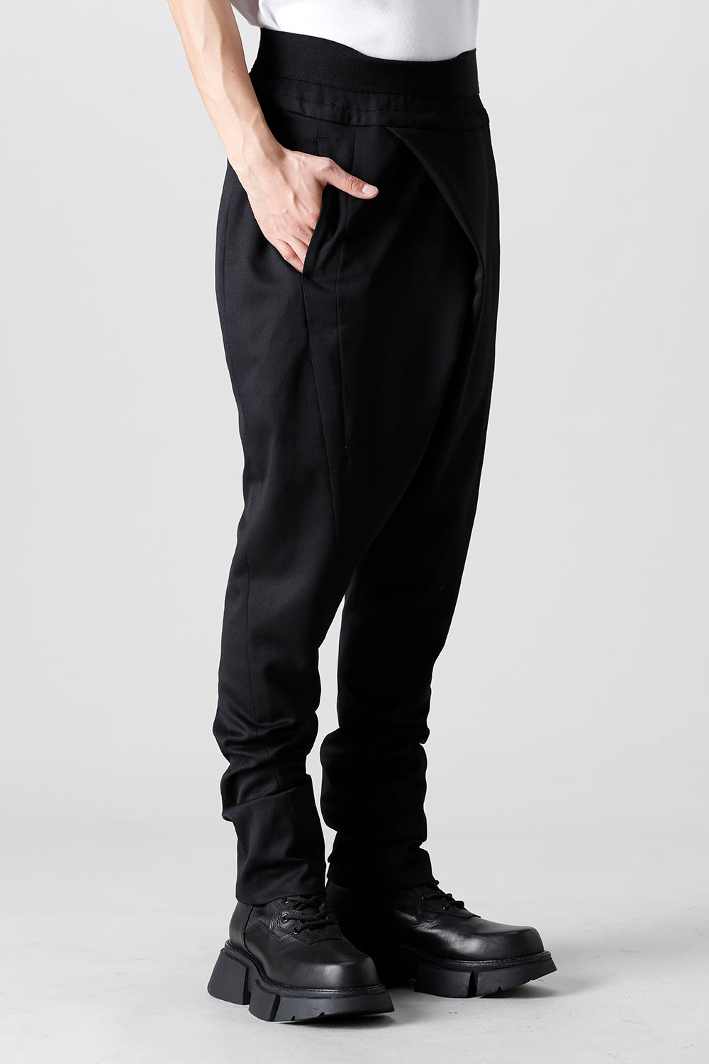 The R Limited 10 year anniversary MA_JULIUS Drop Crotch Drawstring Pants