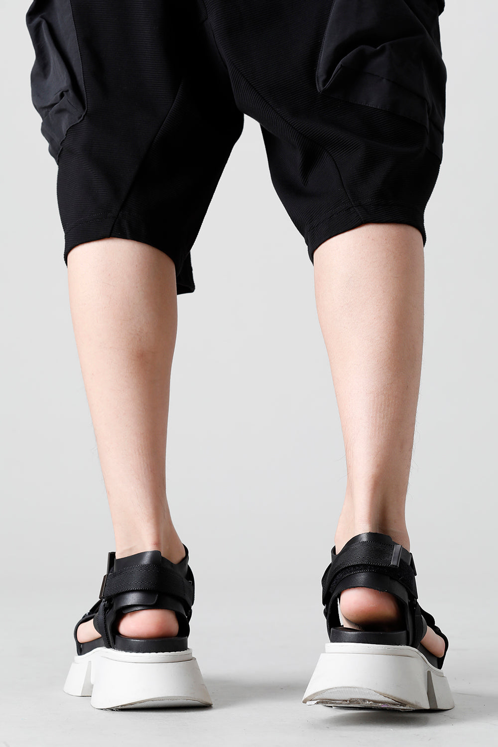 Poly Strap Over Sandal Black × Gray