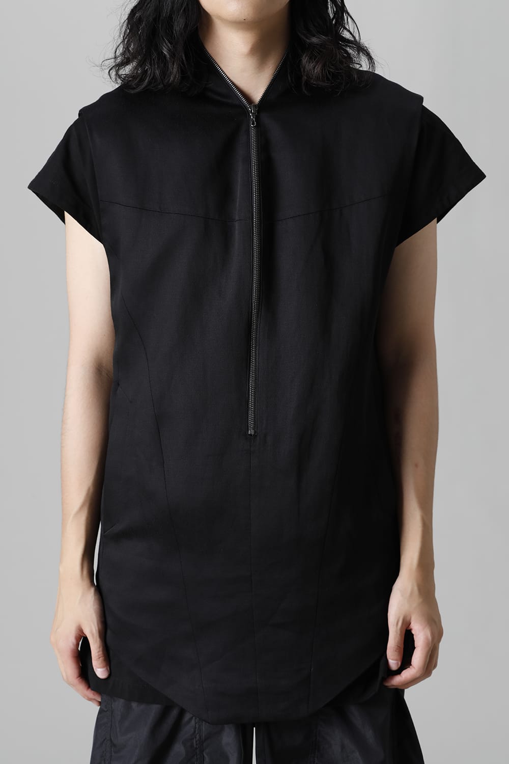 Satin jacquard Vest Black