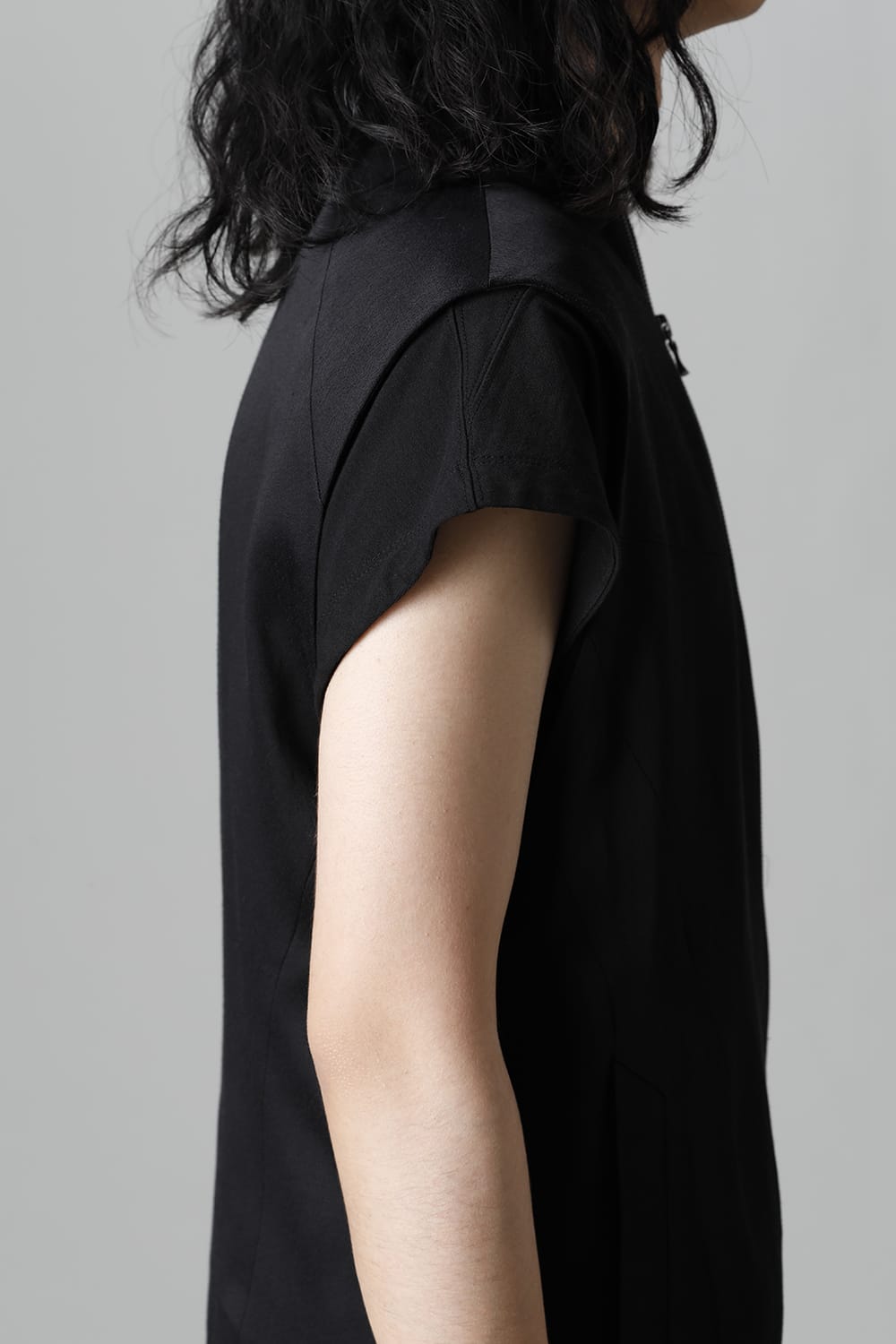 Satin jacquard Vest Black