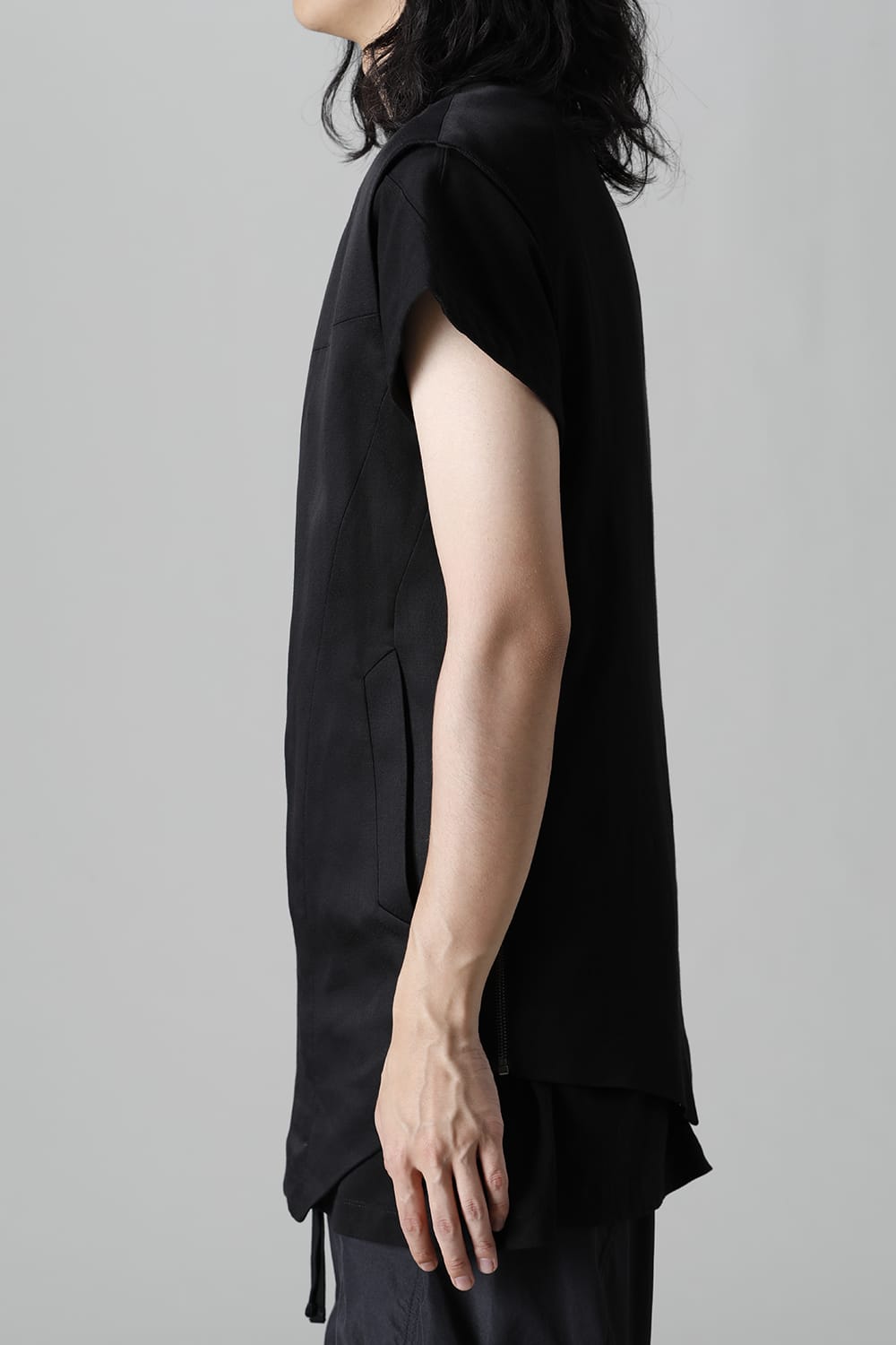 Satin jacquard Vest Black