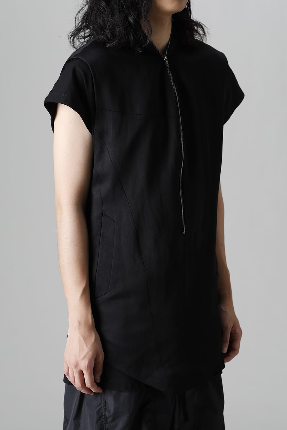 Satin jacquard Vest Black