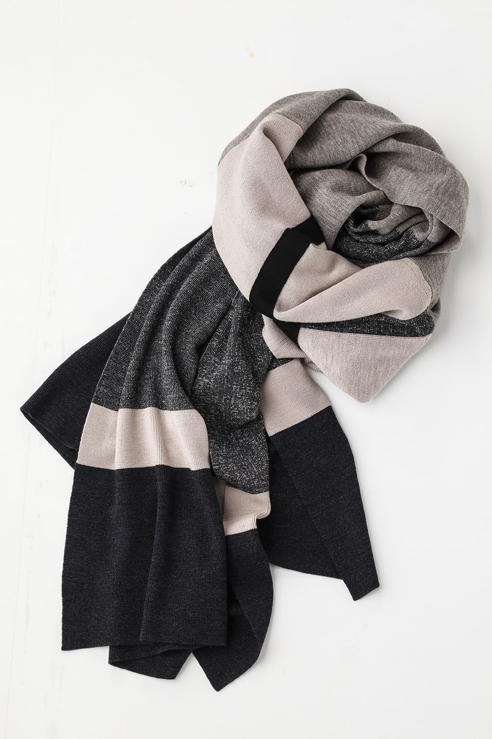 Jacquard stole merino wool