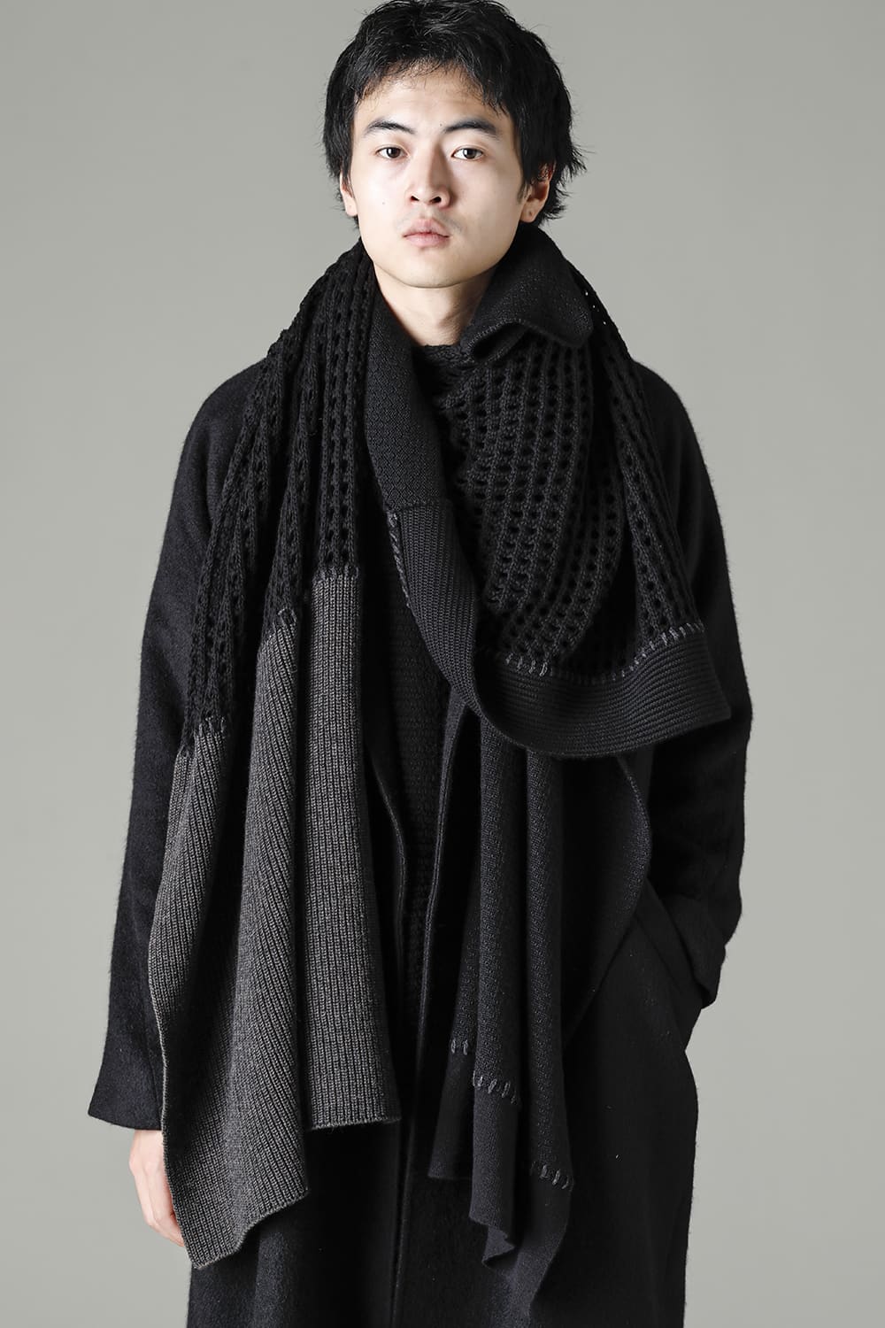 Patchwork stole merino wool / cotton Black