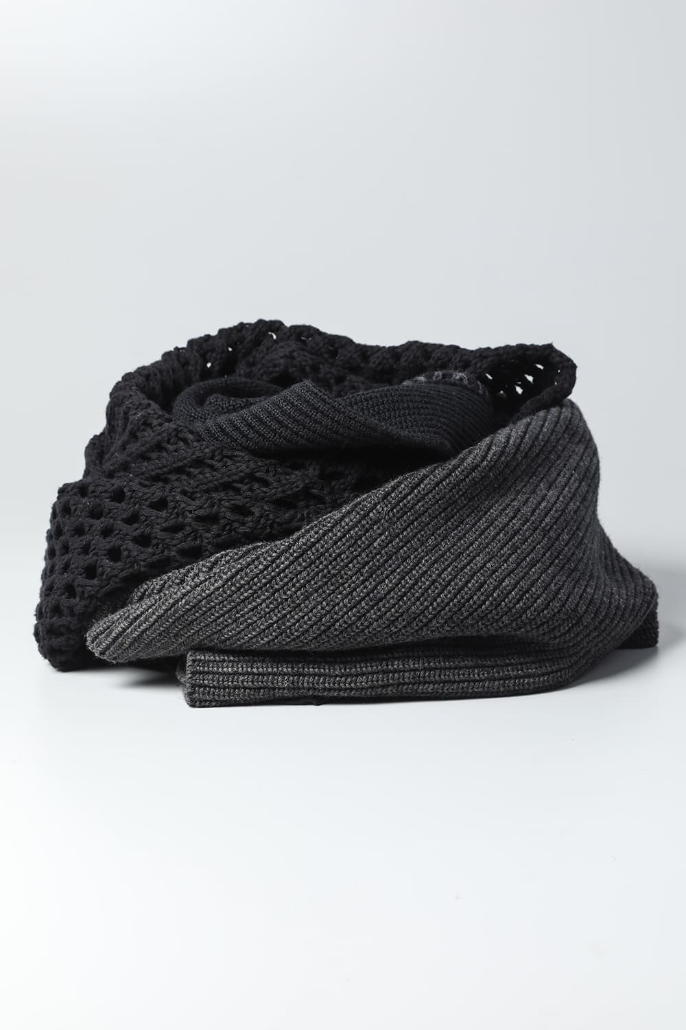 Patchwork stole merino wool / cotton Black