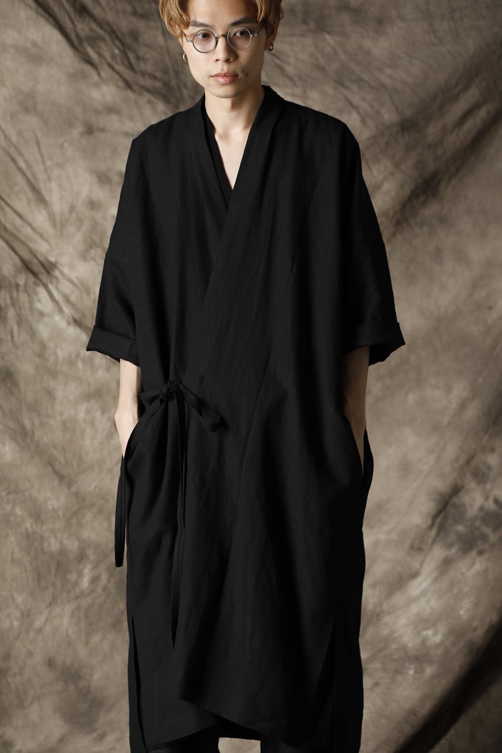 KIMONO#8 BLACK LINEN/PAPER CLOTH