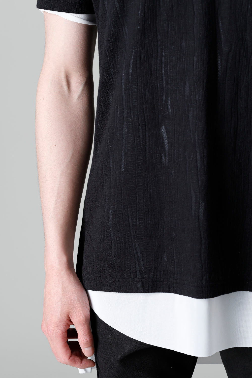 Lacy Jacquard Jersey Layerd T-shirts Black & White