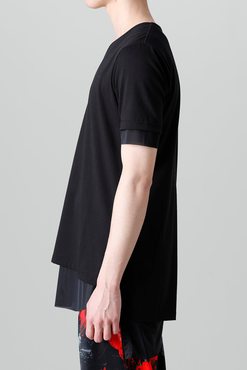 レイヤード Vネック Tシャツ ブラック&ブラック