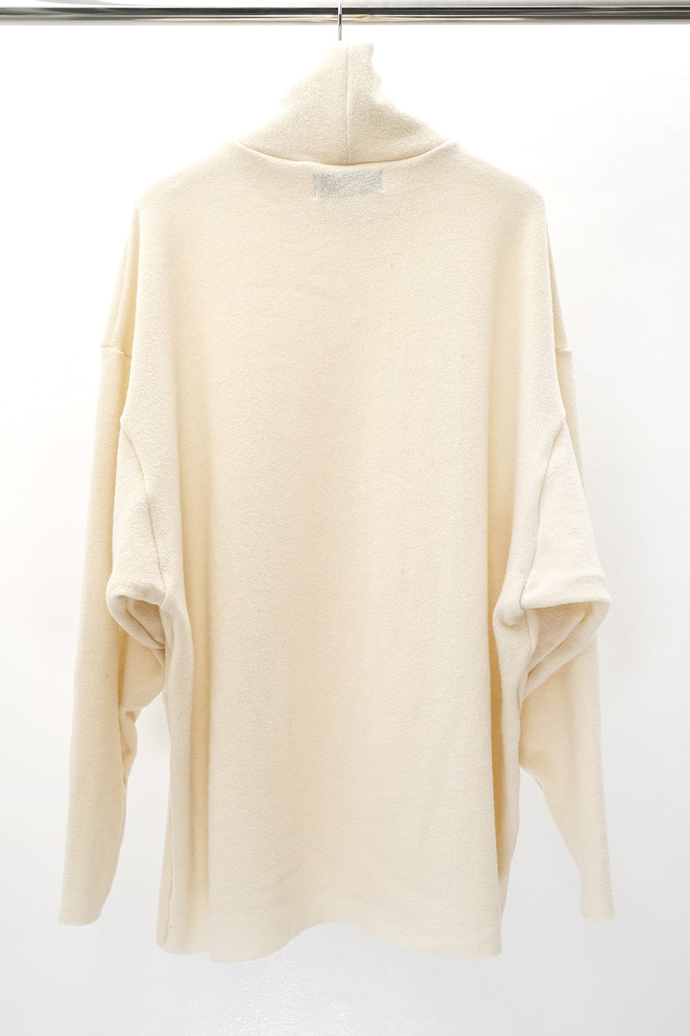 kosumosu pullover Ecru