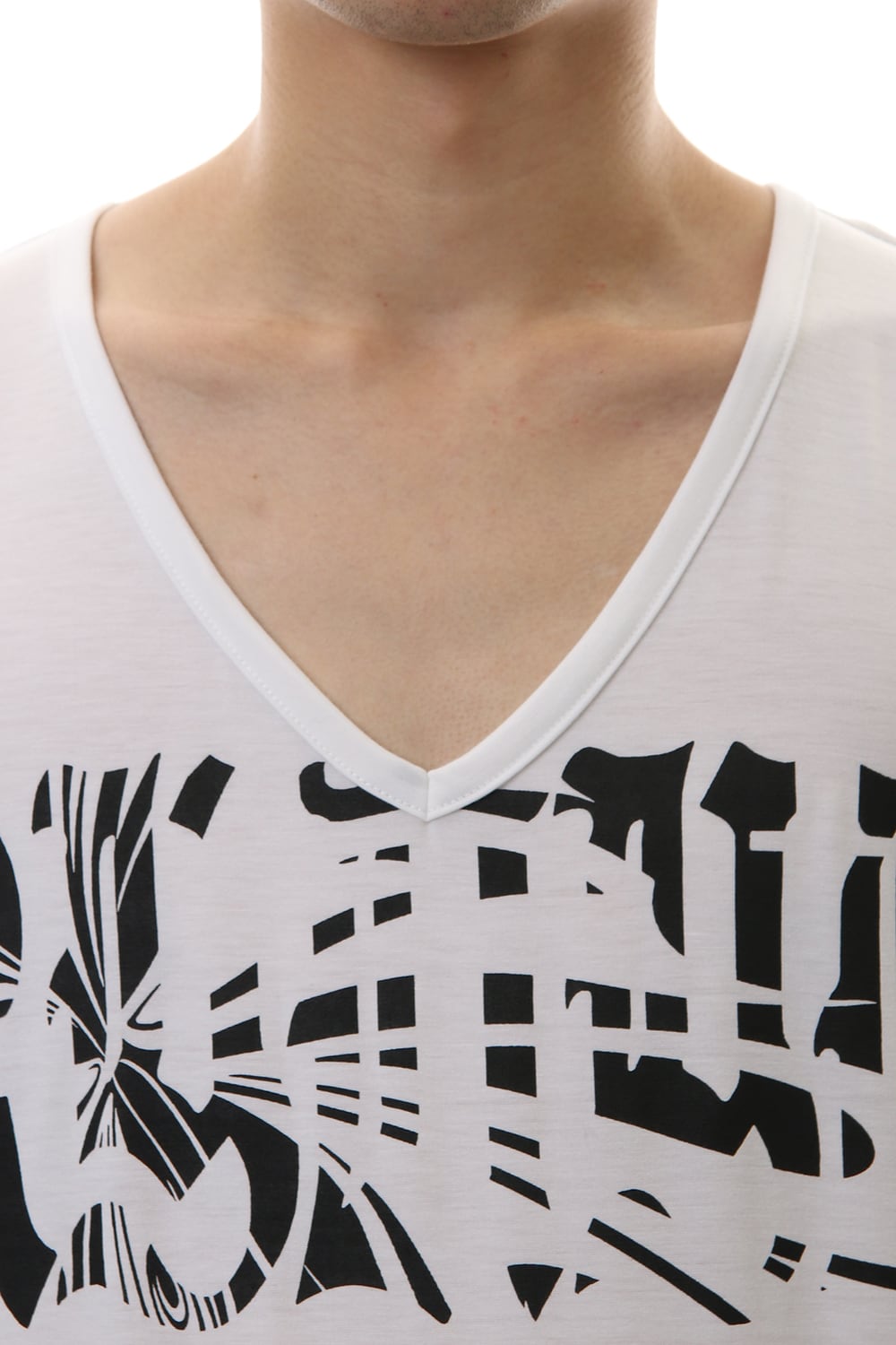 V-Neck T-Shirts White x Black Print