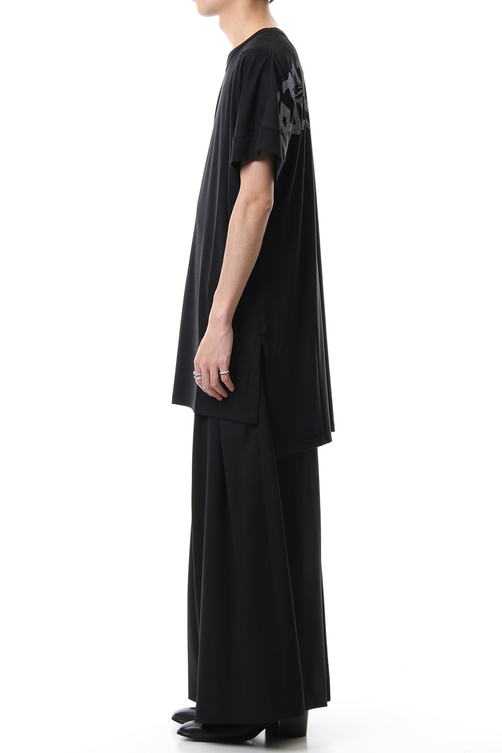 Drop Shoulder T-Shirts Black x White Print