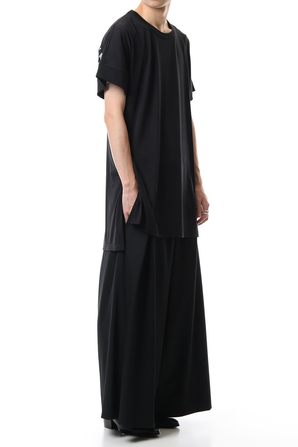 Drop Shoulder T-Shirts Black x White Print