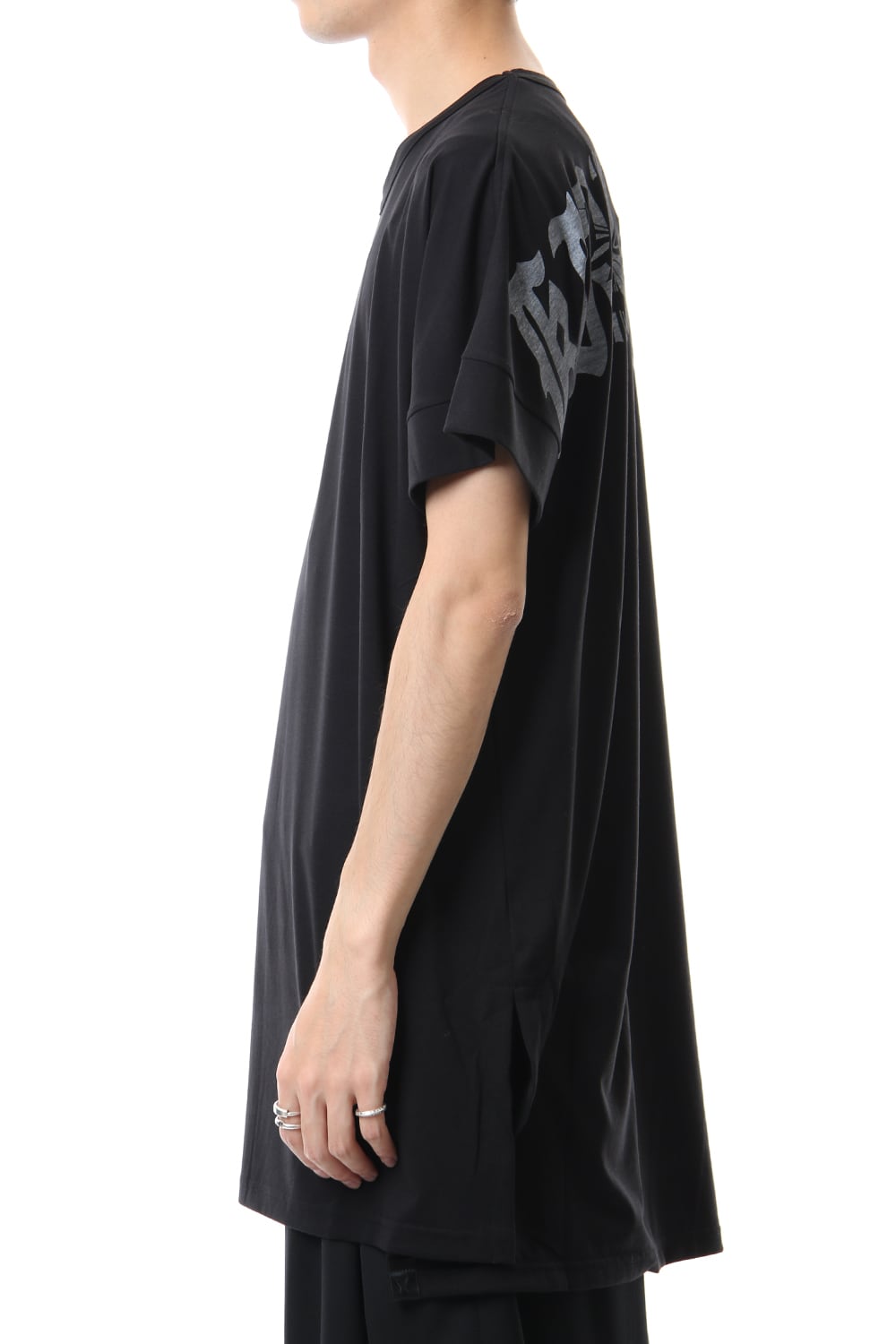 Drop Shoulder T-Shirts Black x White Print