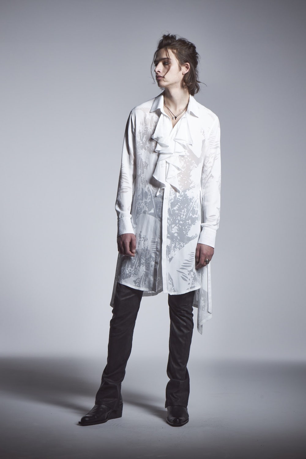 フリル フレアシャツ ホワイト