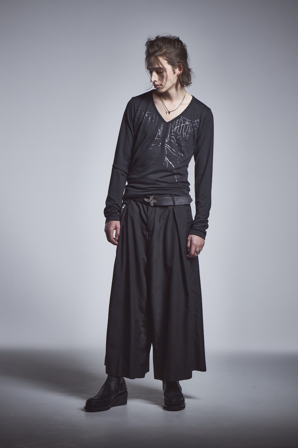 Wide Tuck Slacks Black x Gray