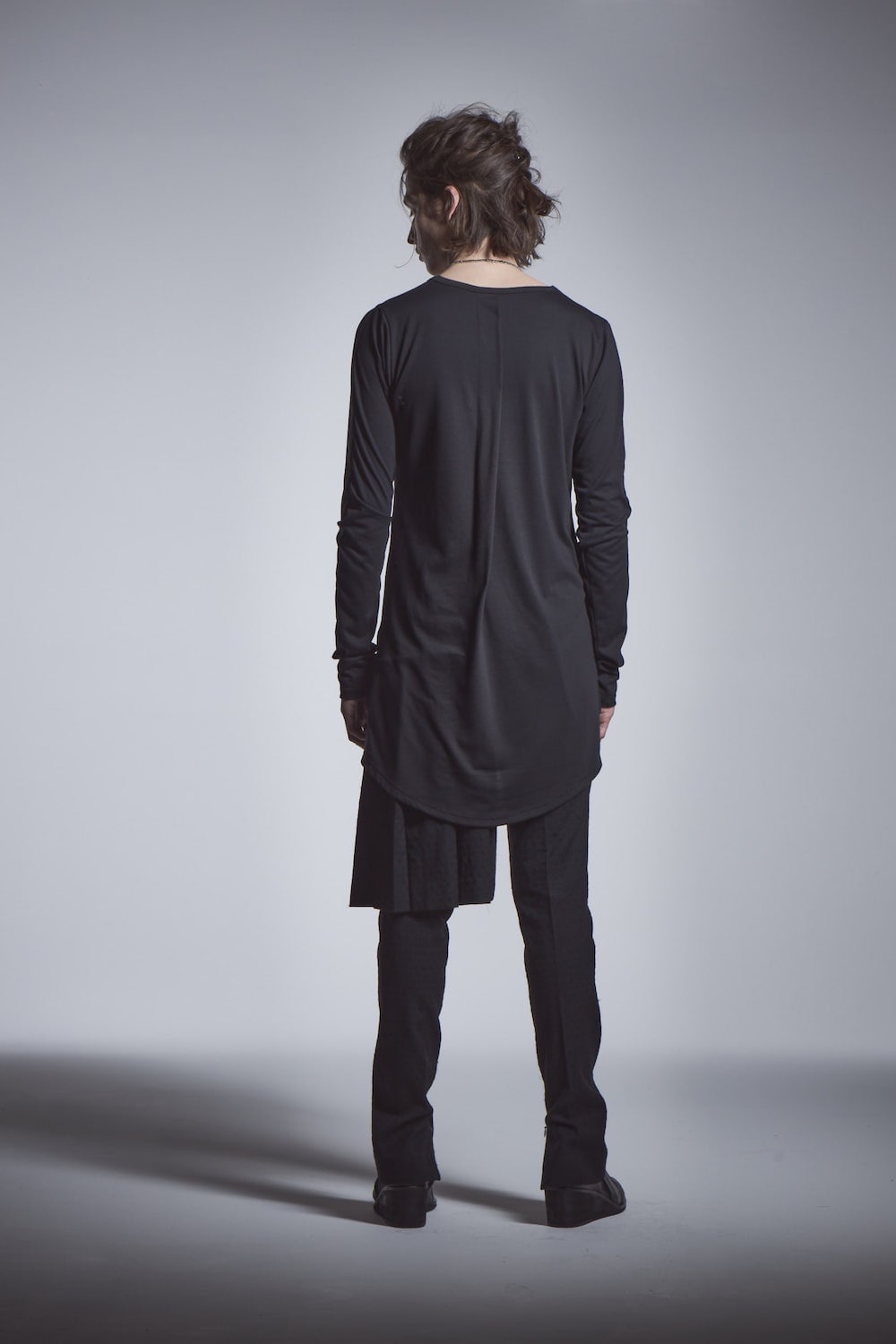 フリル Vネック Tシャツ