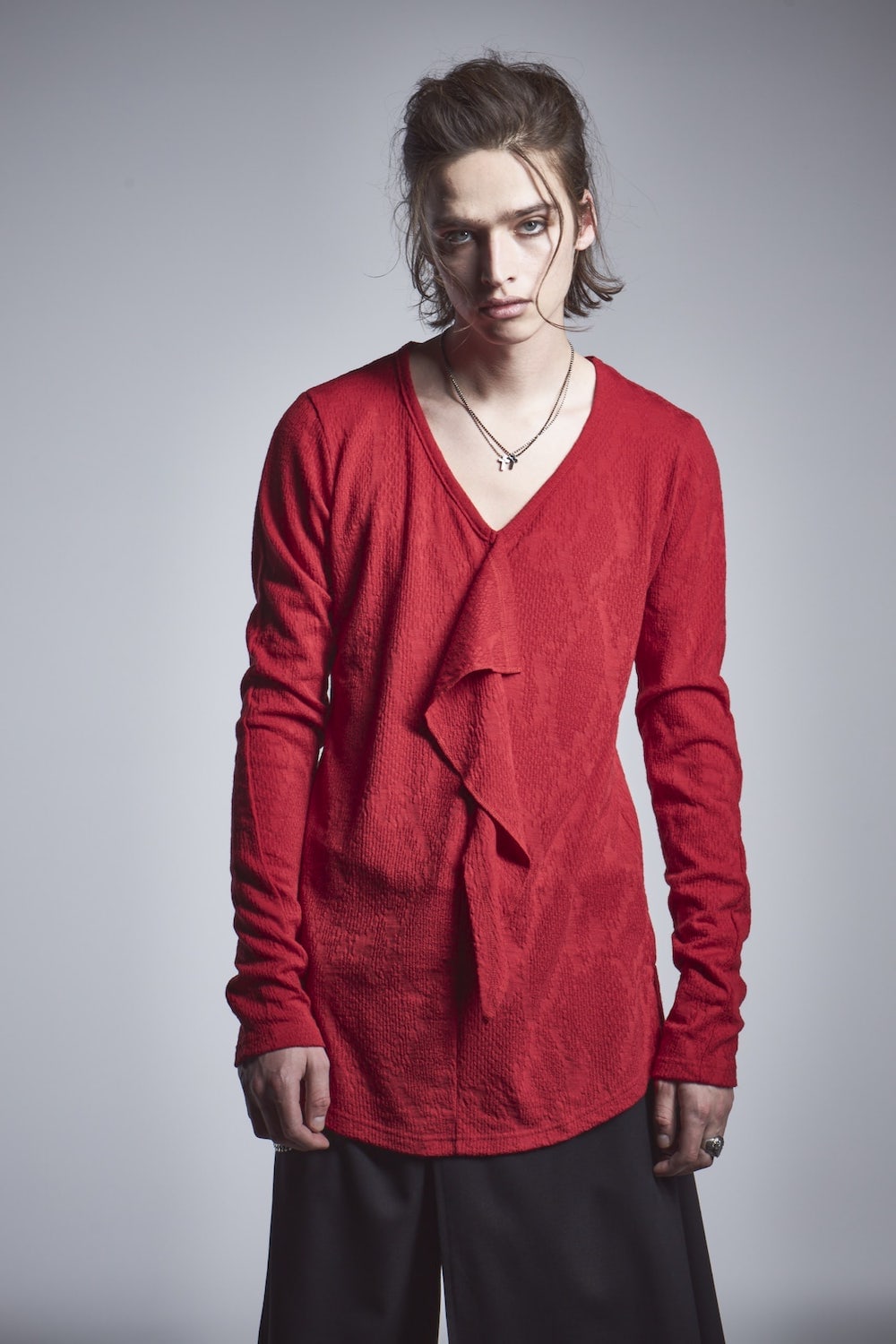 Frill Vneck T-Shirts Red