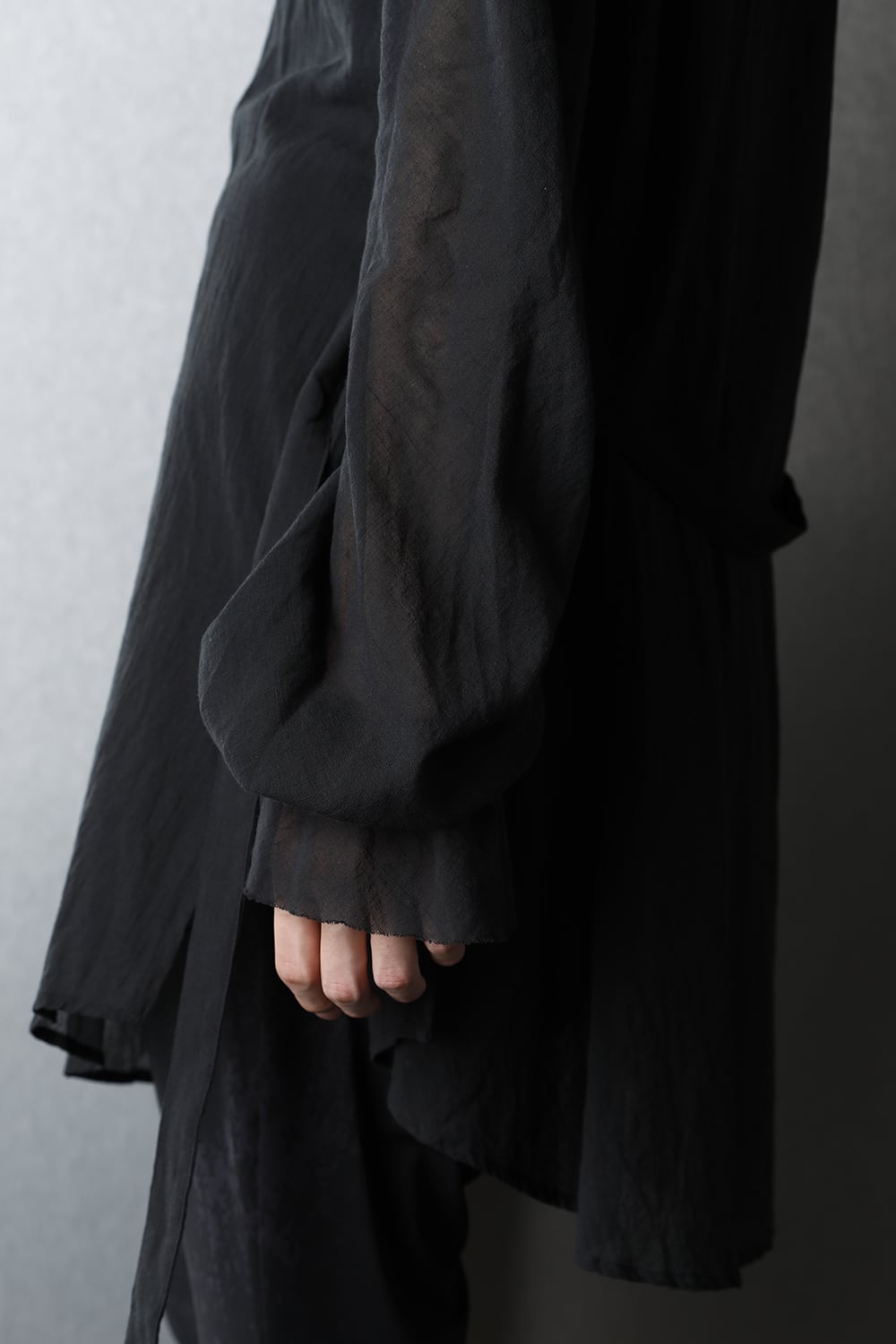 Shirring Sleeve Long Shirts Black