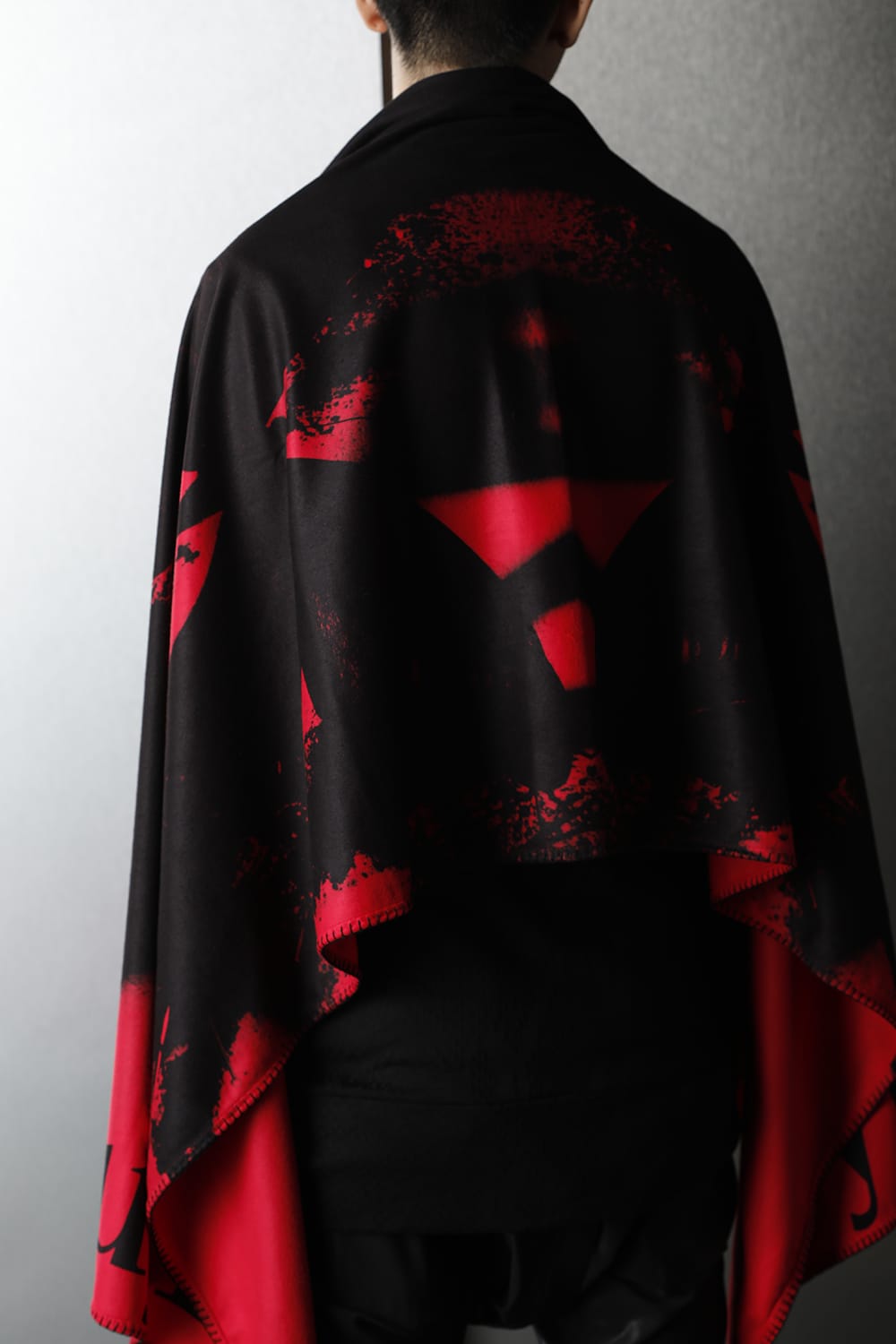 Blanket Black/Red