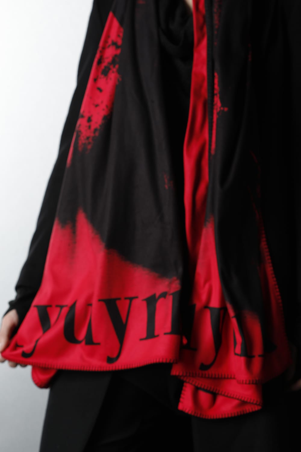 Blanket Black/Red