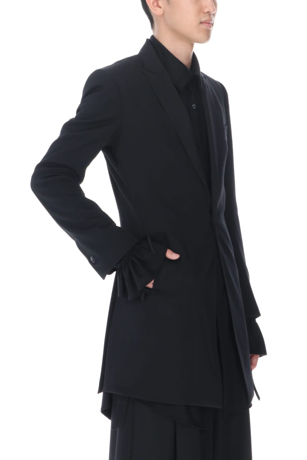 ピークド ロングジャケット