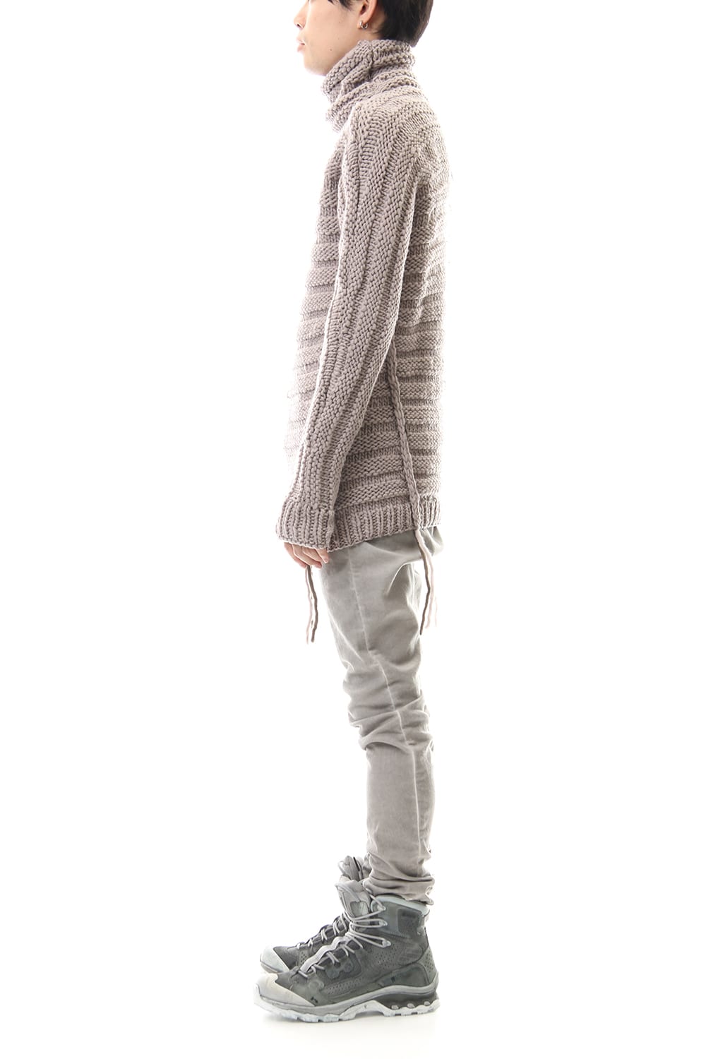 KN7 - Light Gray - VR2