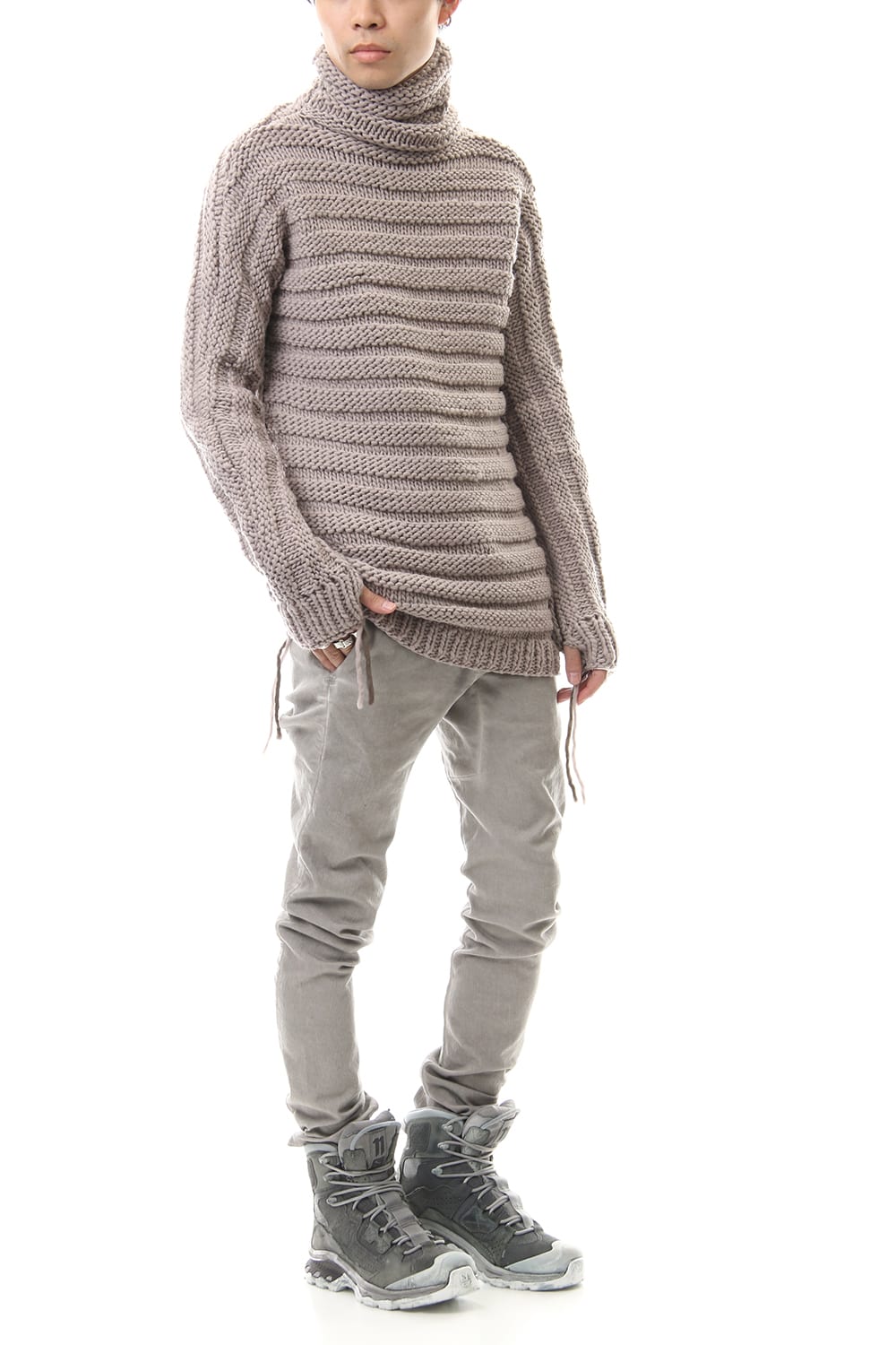 KN7 - Light Gray - VR2