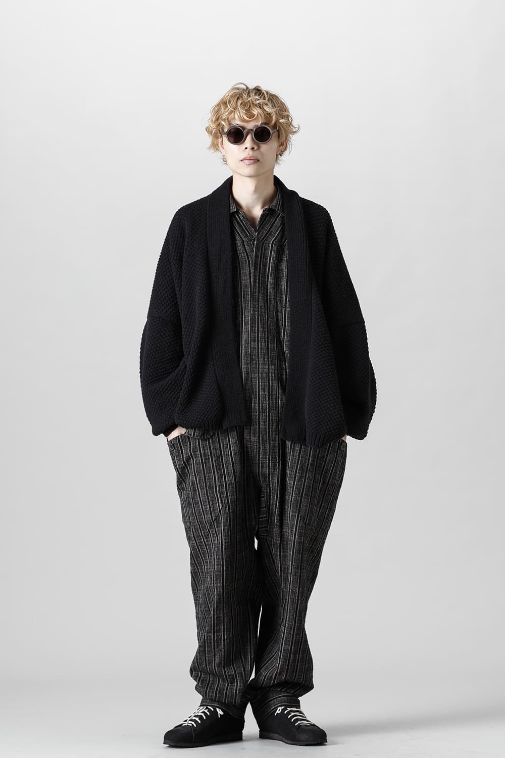 KNIT #53   PITCH BLACK MERICHAN